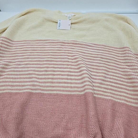 Lauren Conrad Knit Poncho Pullover Shawl Sweater‎ Ivory Rose Pink With Fringe OS - Picture 2 of 12